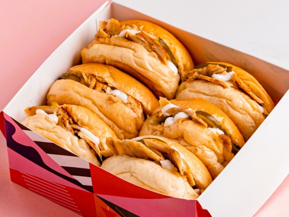 6 Kaiser Chicken Box