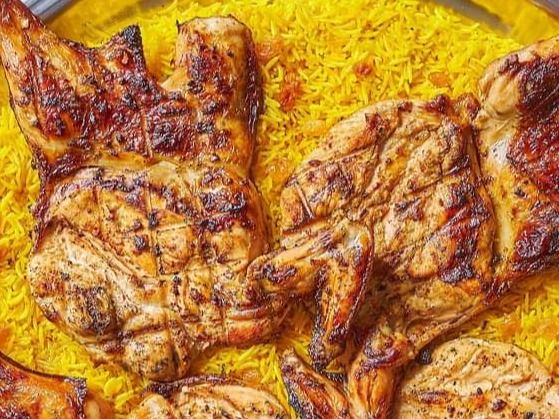 Whole grilled chicken with rice and 1 vegetable