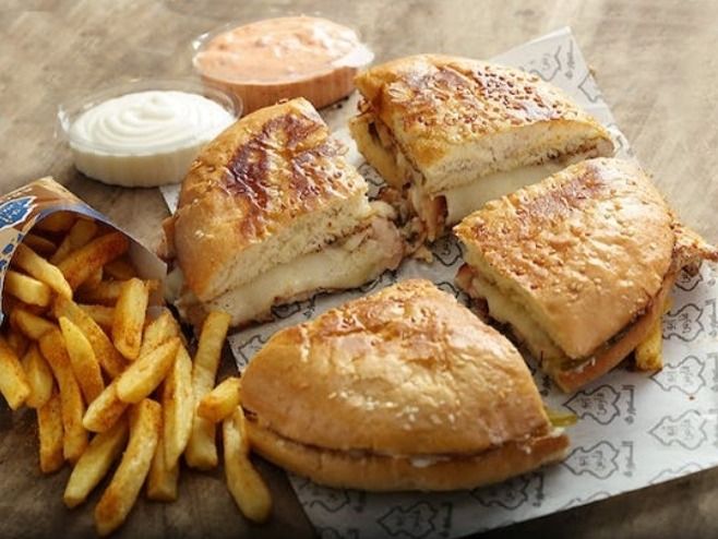 Maria Shawarma Meal with Mozzarella Cheese
