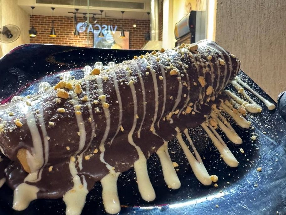 Fruits Crepe Roll