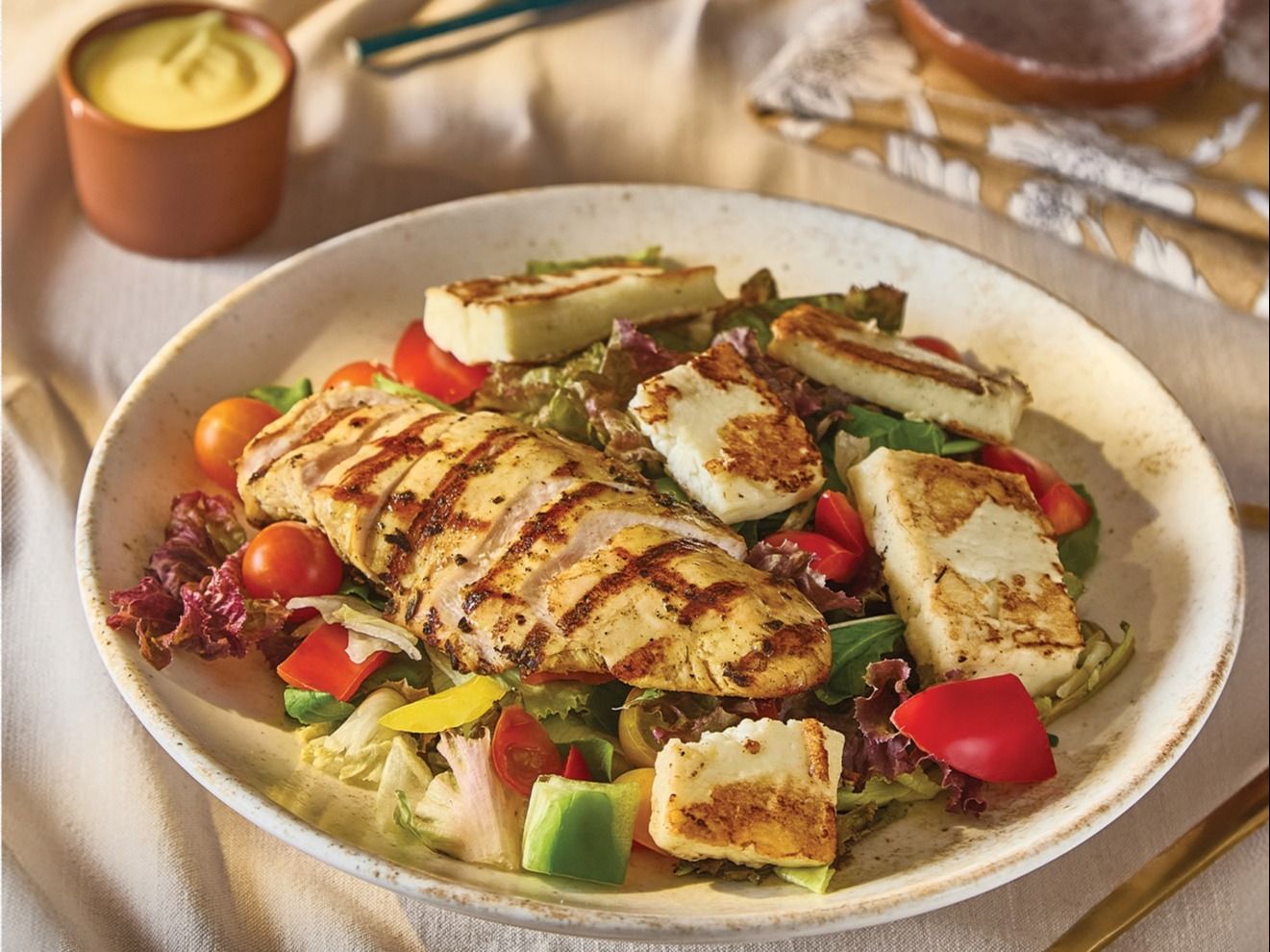 Halloumi Chicken Salad