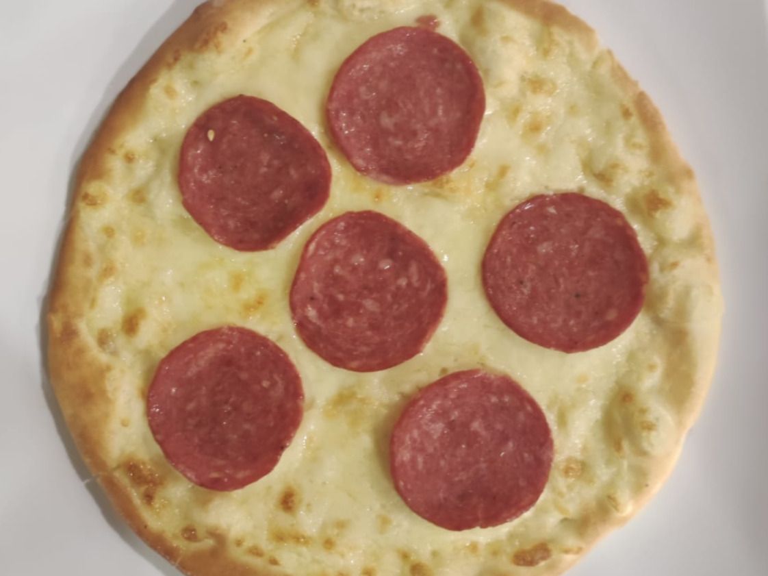 Mozarella With Salami Manoucheh