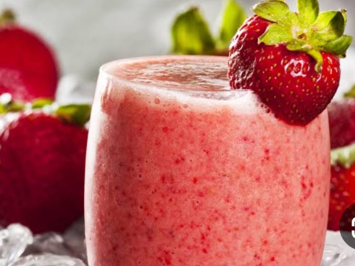 Strawberry Smoothie Juice