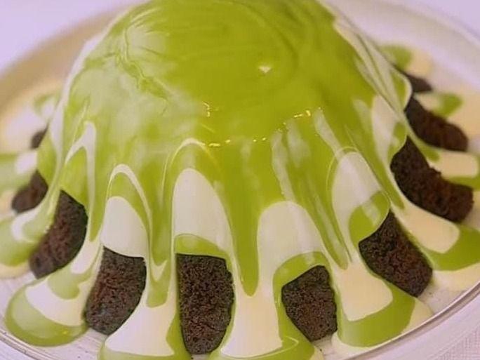 Molten White Pistachio