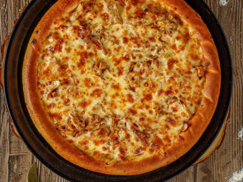 Halbino Pepperoni Pizza