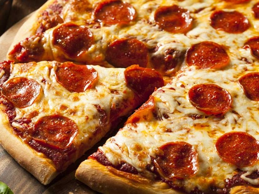 Beef salami pizza