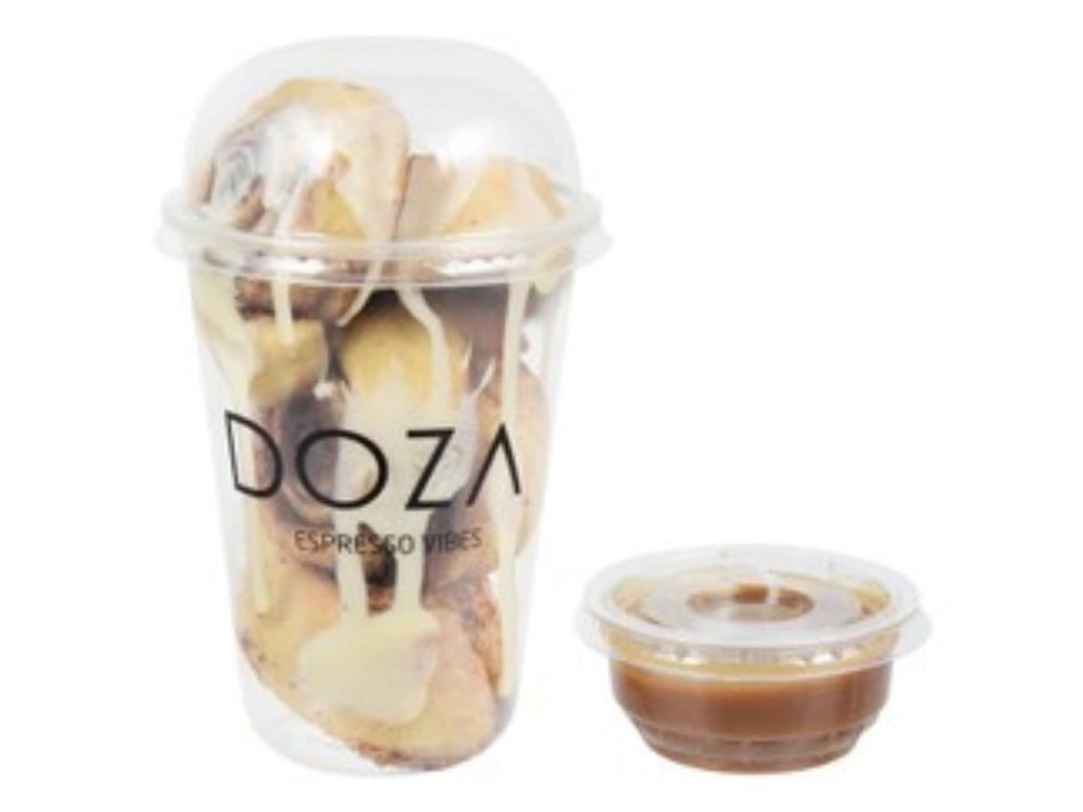 Mini Cinnamon Cup with Caramel Sauce