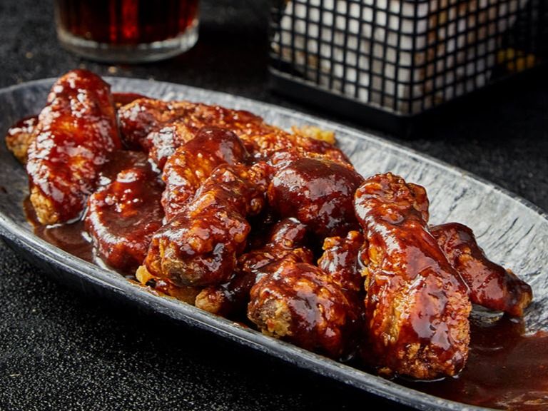 6-Piece Chicken Wings with a Side