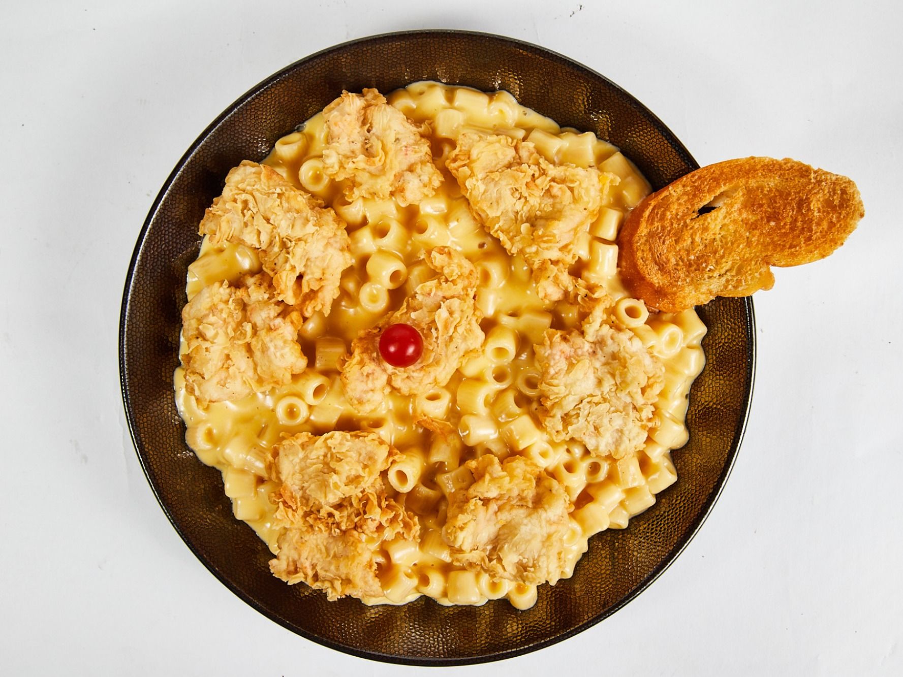 Mac N' Cheese & Chicken Pasta