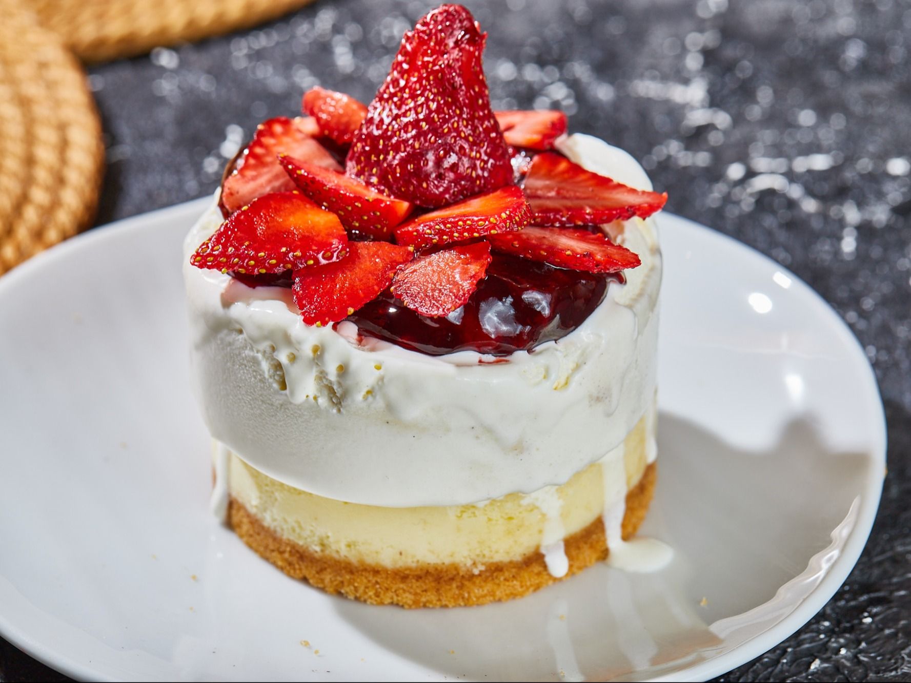 CheeseCake With Your Choice Of