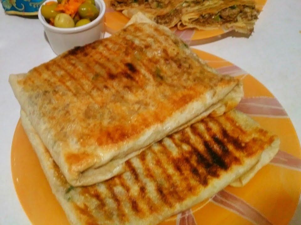 Alexandrian Hawawshi With Pickles