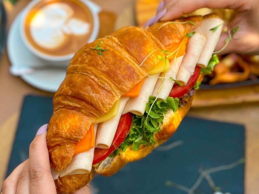 Turkish croissant
