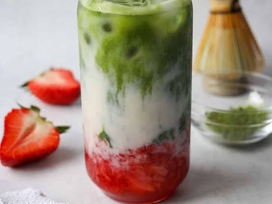 Strawberry Matcha Latte