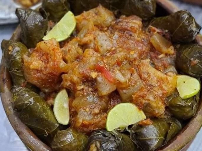 Vine Leaves Casserole With Knuckles