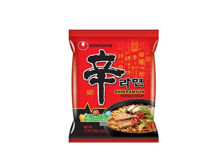 Nongshim Shin Ramyun Noodle Soup, Delicious, Gourmet And Spicy 120 G