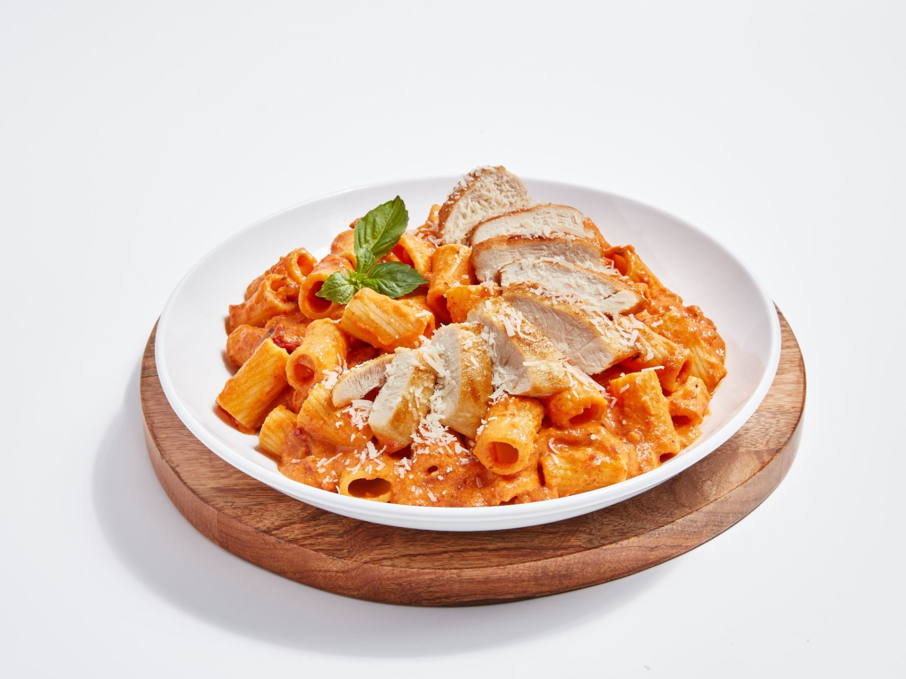 Grilled Chicken Pink Pasta