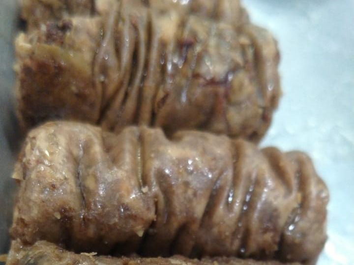 Baklava With Almond And Cinnamon Fingers