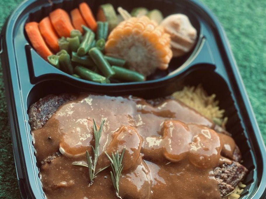 High Protein Double Steak Mushroom Meal - 836 Cal