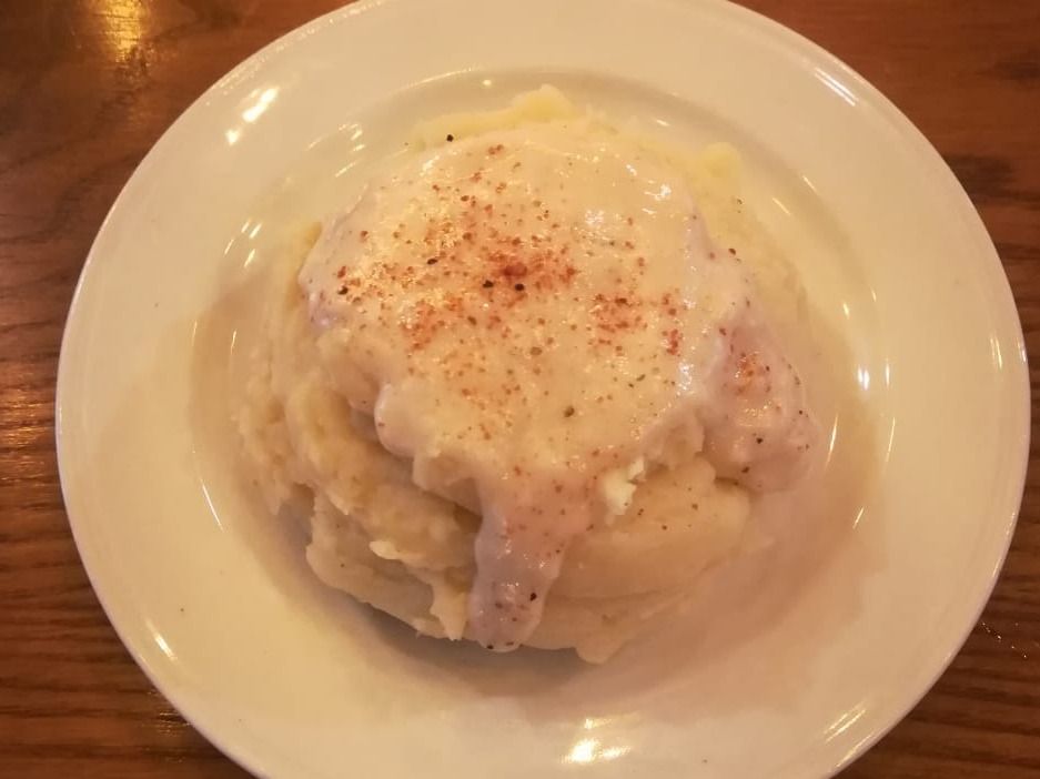 Mashed Potatoes With Gravy Sauce