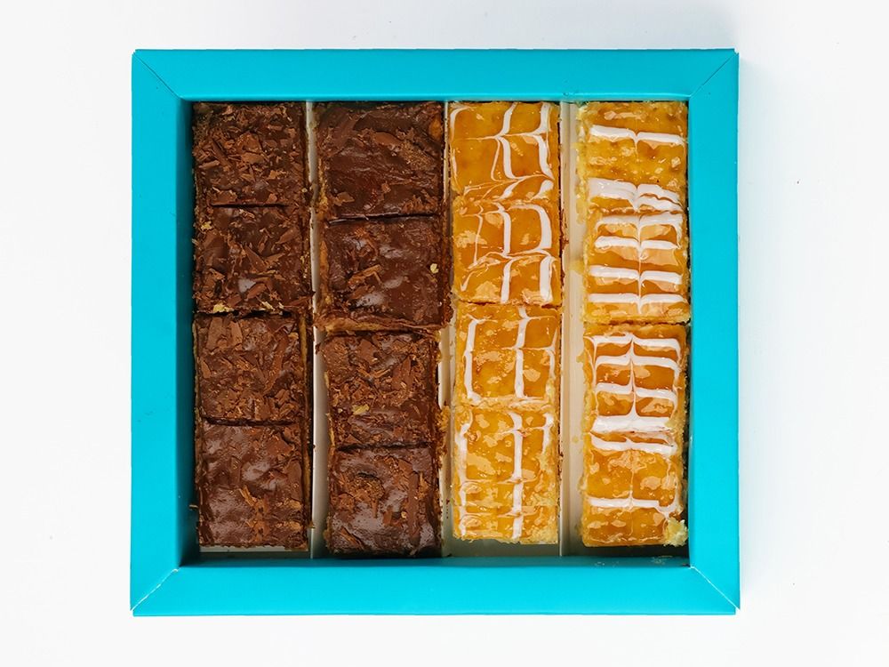"Box Of Mini Mix Mille-Feuille – 16 Pieces."