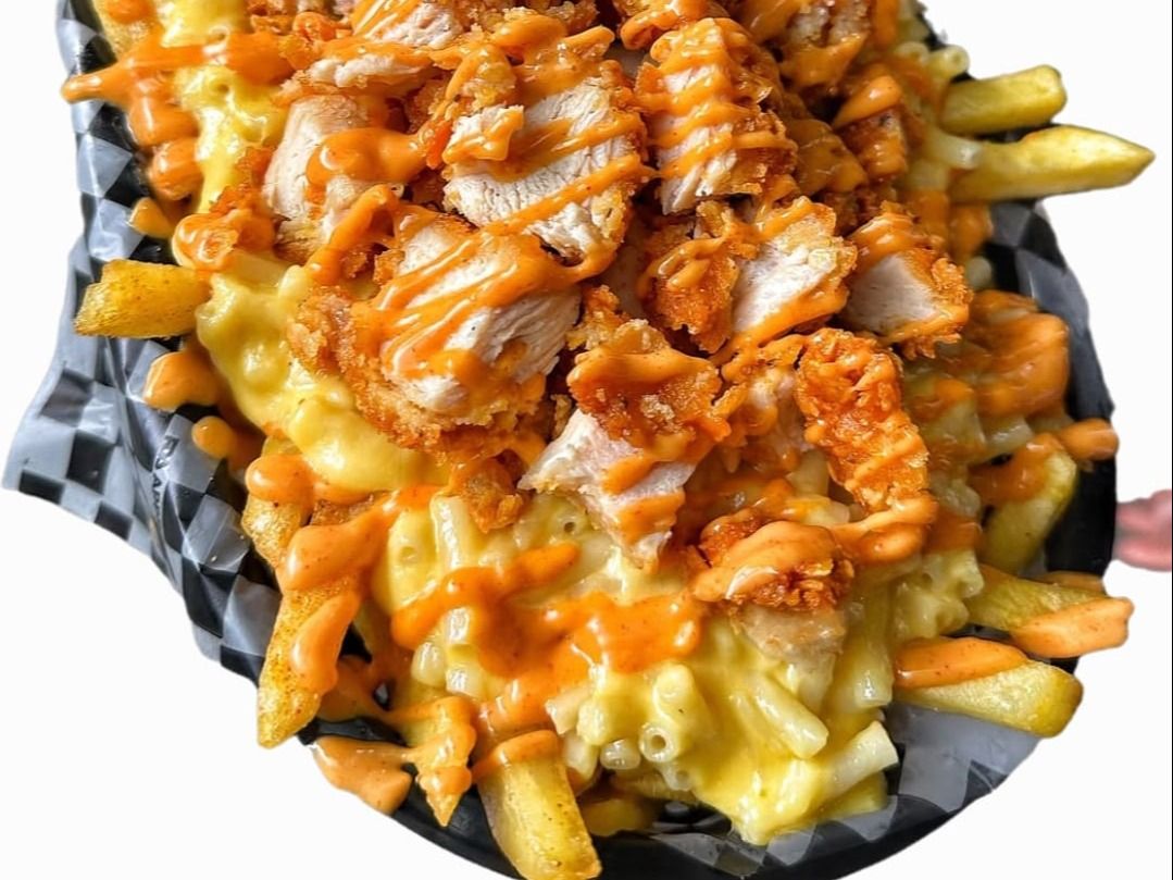 Chicken Chili Cheese fries