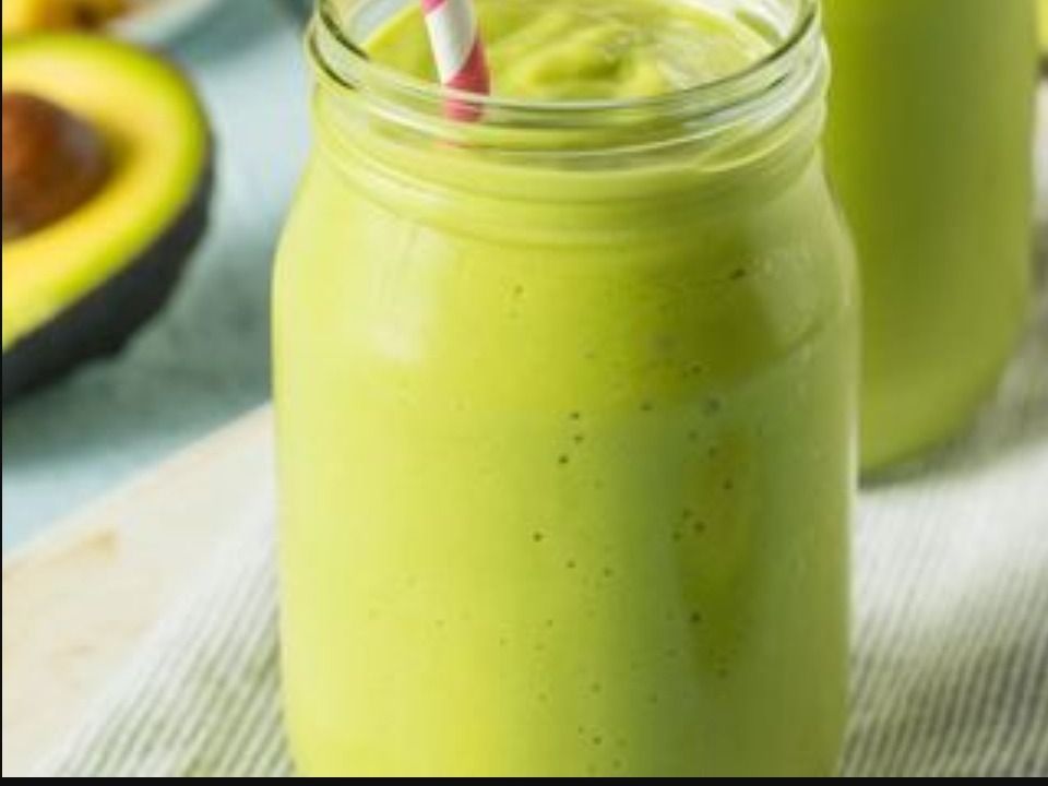 Liter of avocado and dates with ice cream