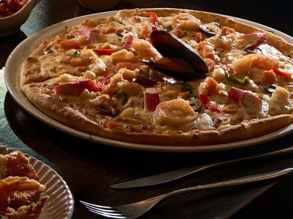 Seafood pizza