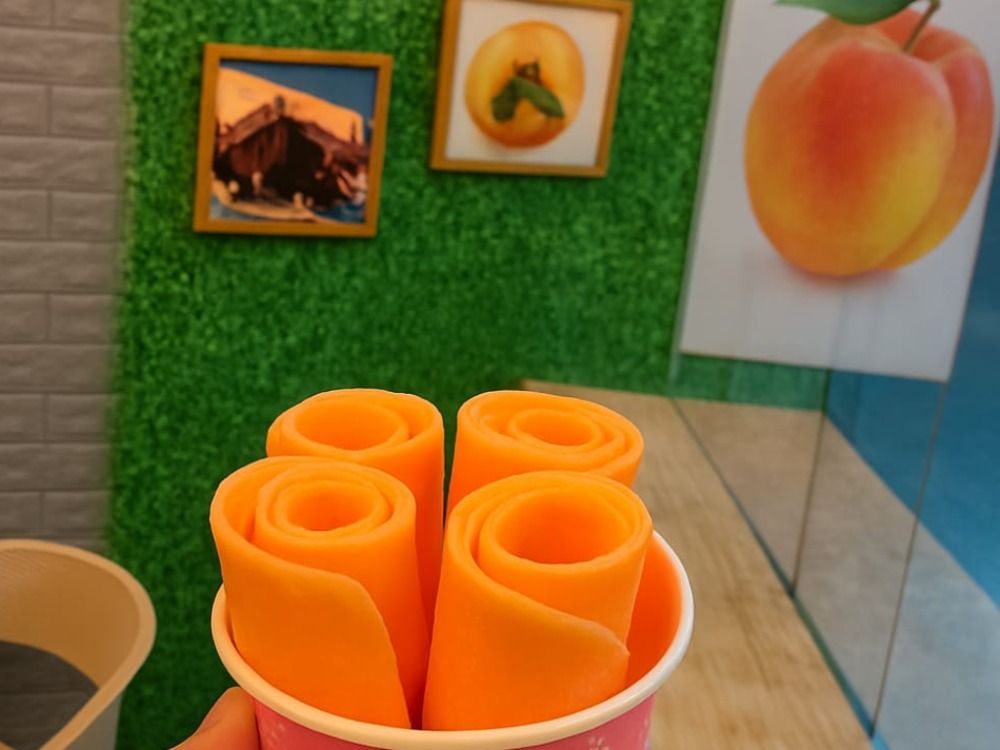 Peach Ice Cream Roll