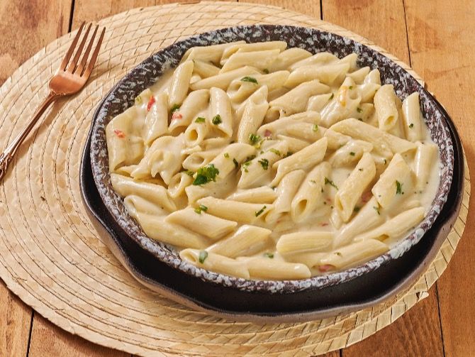 Plain White Sauce Pasta