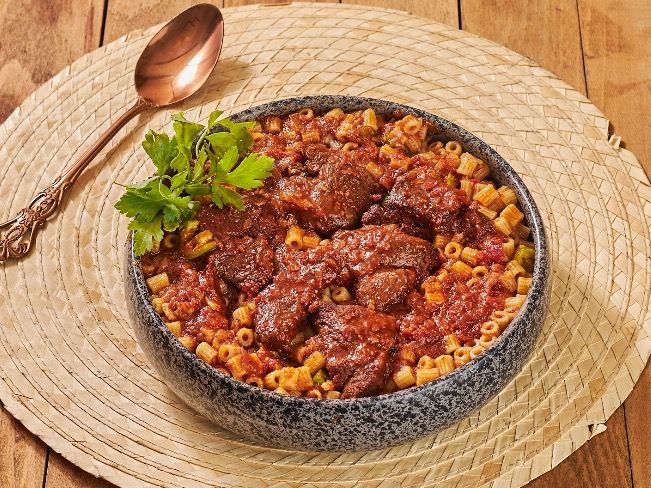 Makrona Mbakbka With Meat