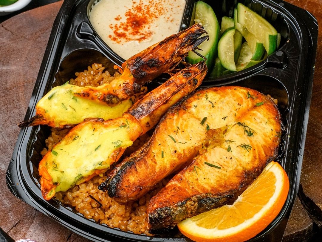 Salmonty Meal