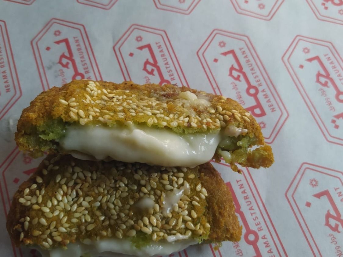 Taamia Patty Stuffed With Mozzarella