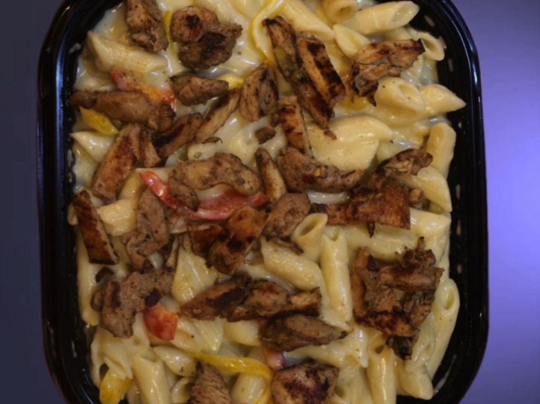 White Sauce Pasta With Chicken Fajita Sauce Combo Offer