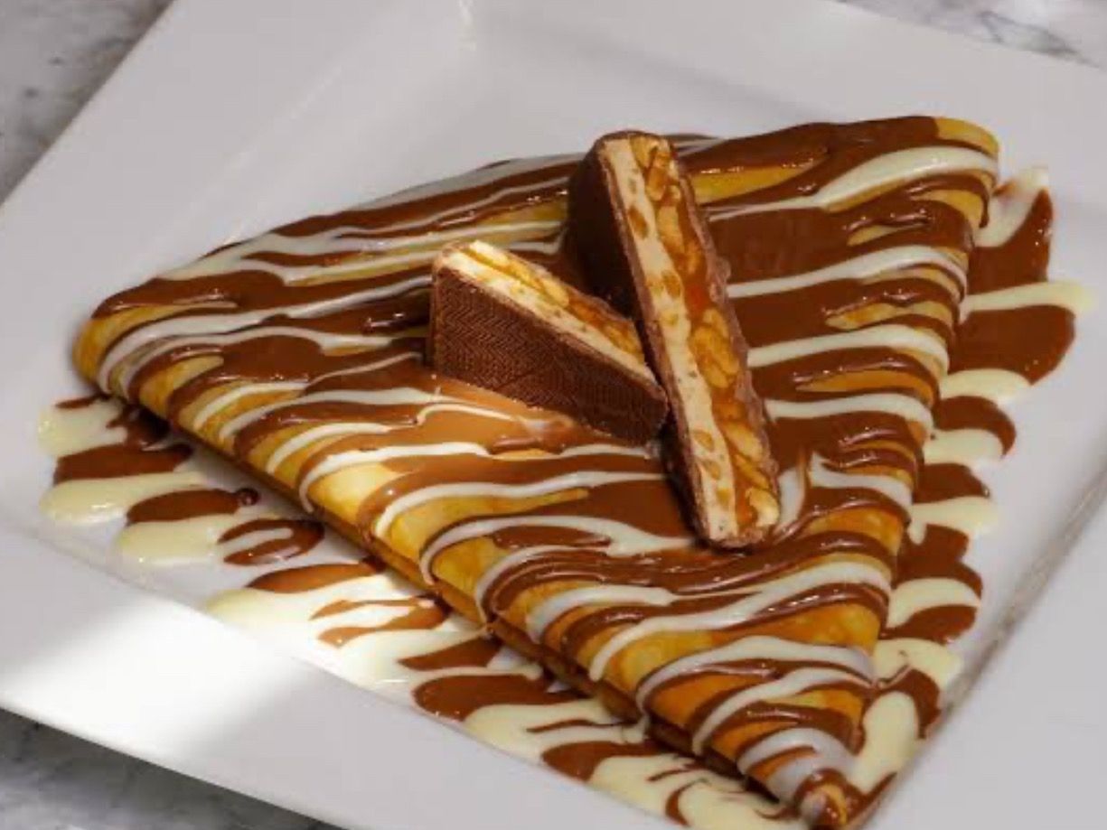 Snickers Crepe