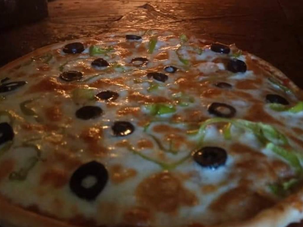 Smoked Turkey Pizza