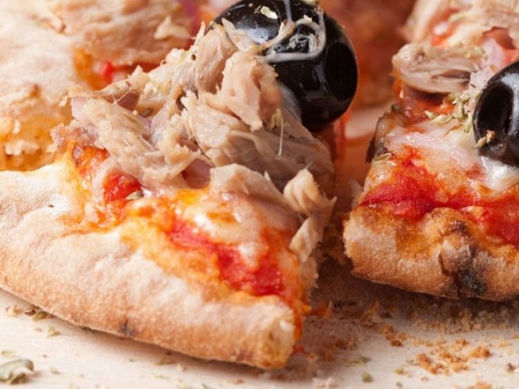 Tuna Pizza
