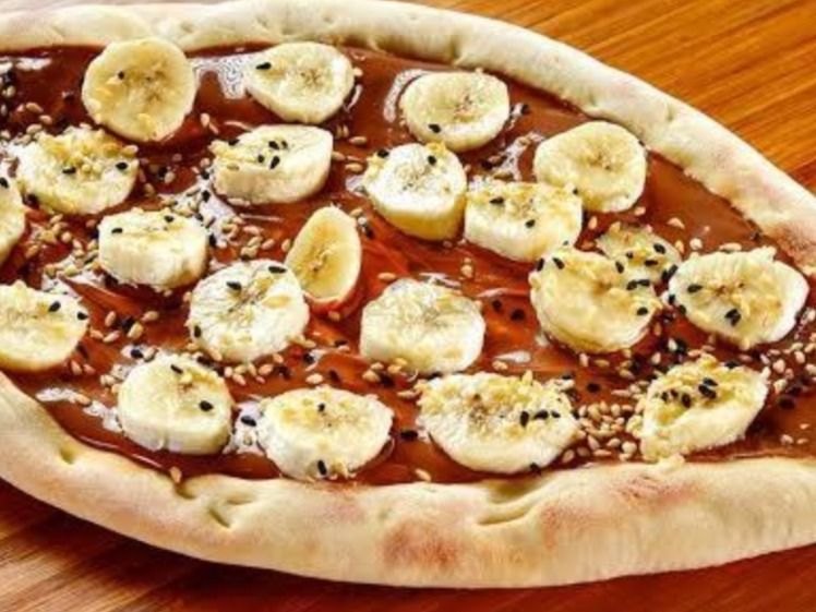 Chocolate And Banana Shakhtoura