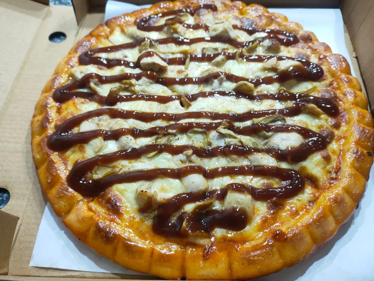 BBQ Chicken Italian Pizza