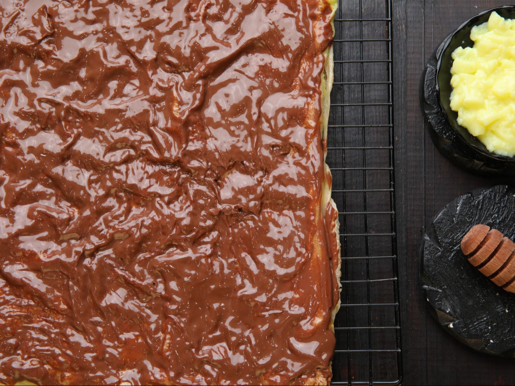 Nutella With Nuts Sweet Pie
