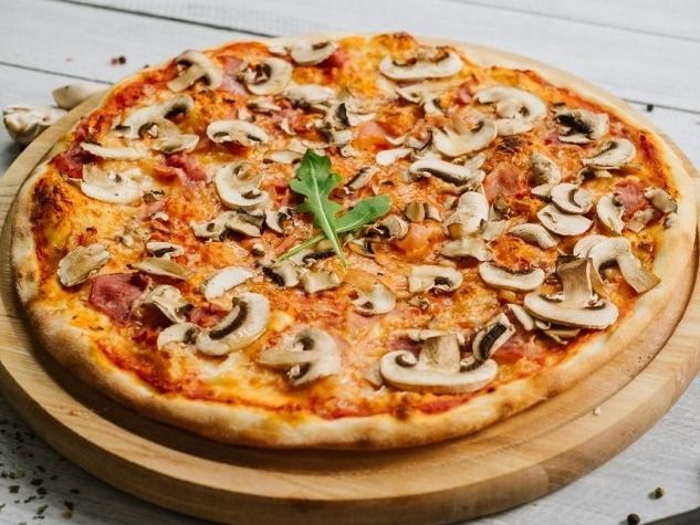 Fasting Pizza with Mushrooms