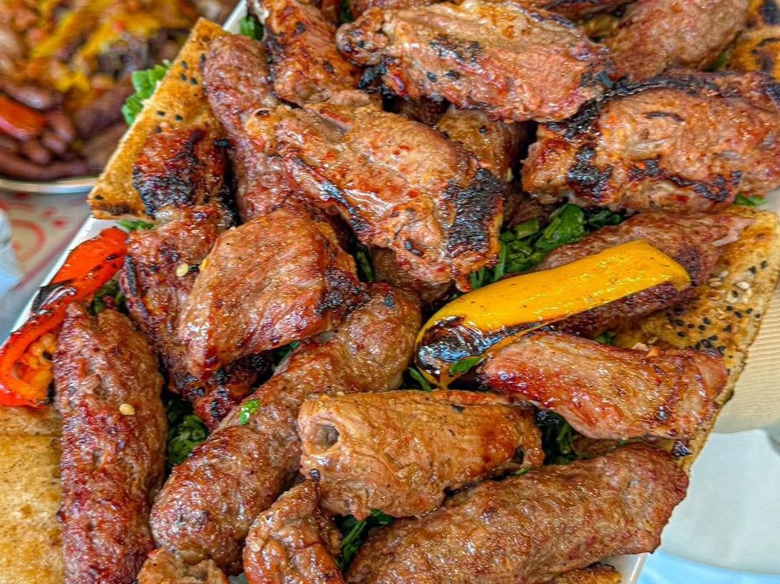 One Kilogram Mixed Veal Kebab and Kofta + Quarter Shish Tawook