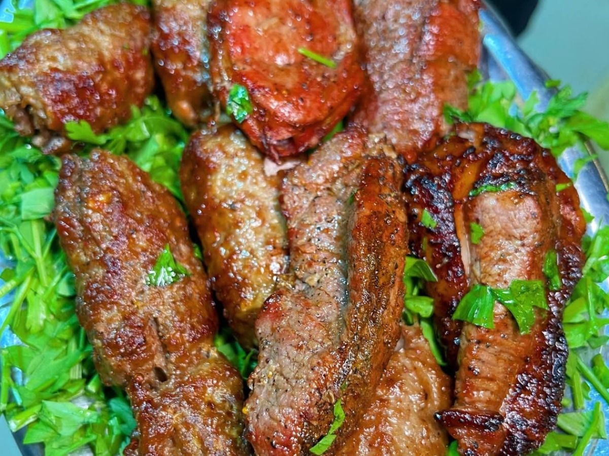 Half kilo mixed veal kebab and kofta