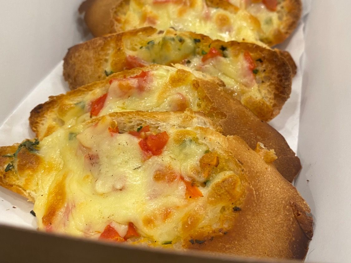 Garlic Bread With Cheese