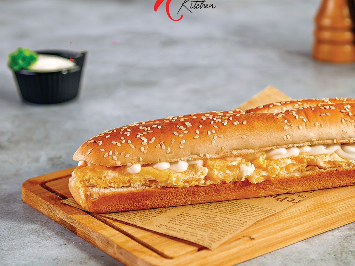 Omelette Kiri sandwich