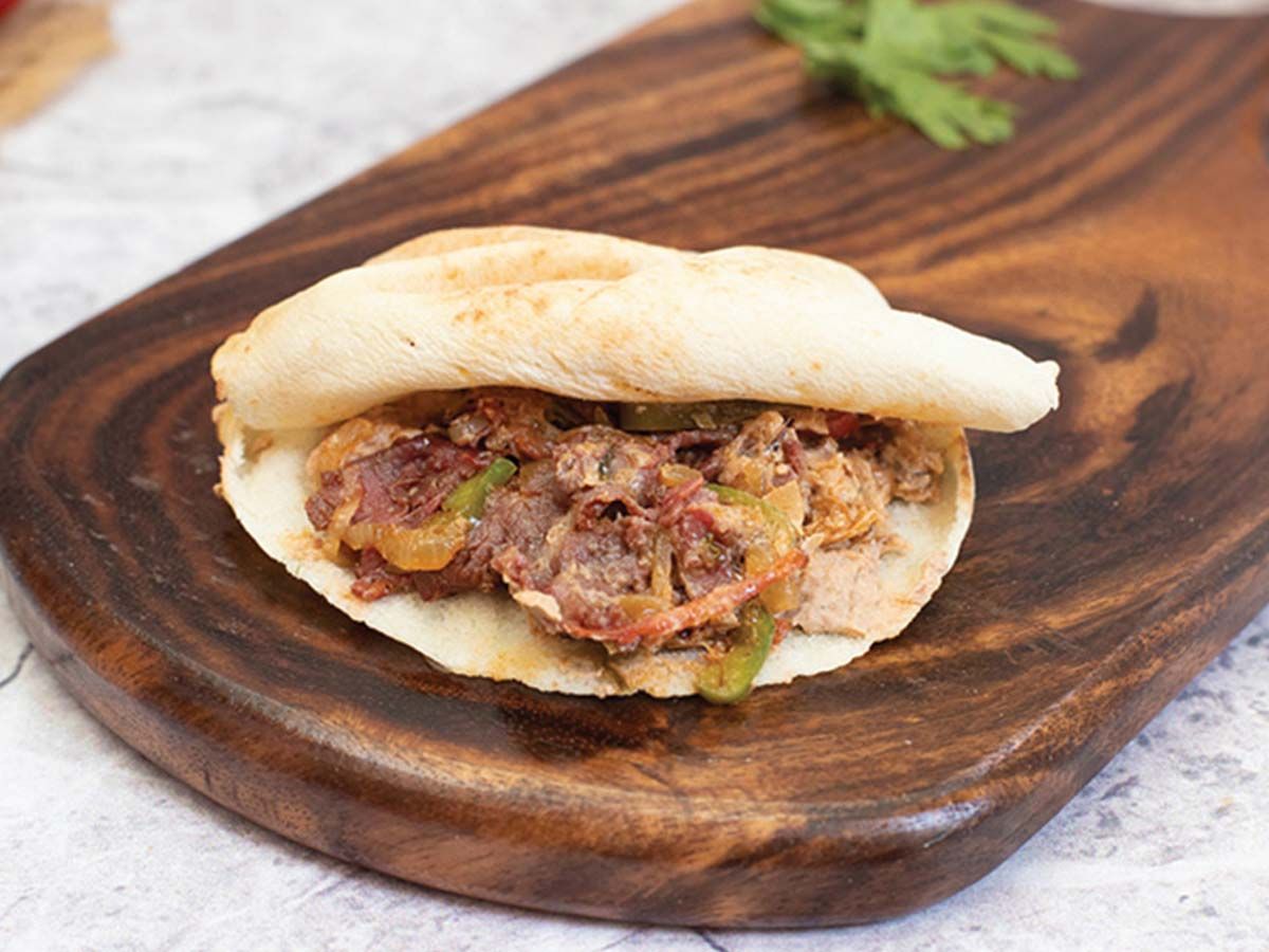 Pastrami Foul Sandwich