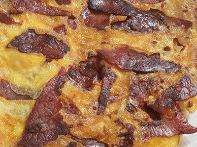 Eggs with pastrami Manoucheh