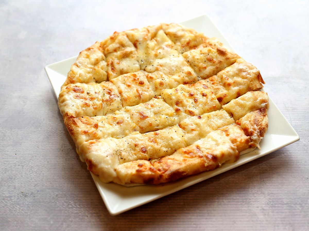 Mixed cheese pie