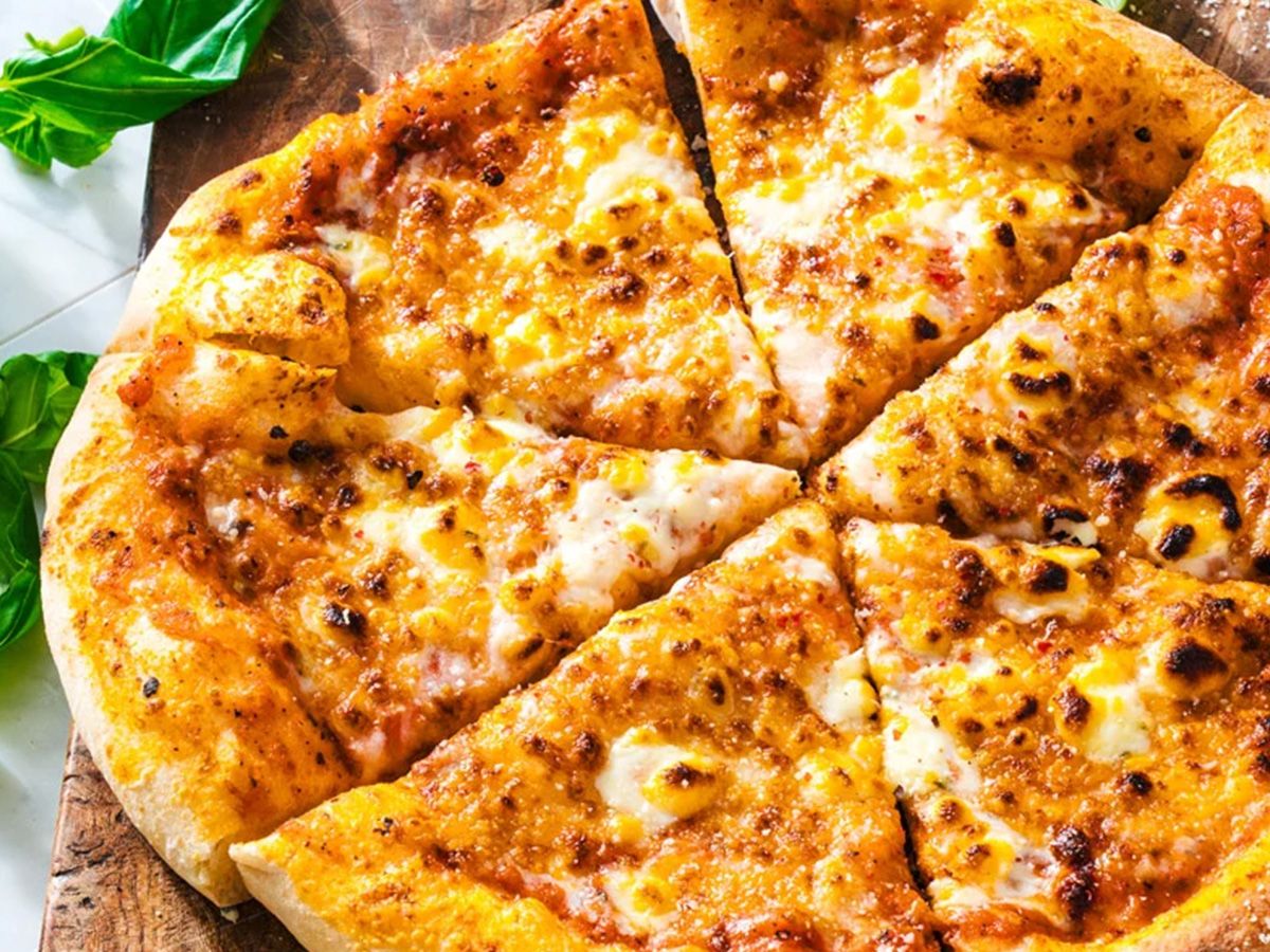Quattro Formaggi Pizza