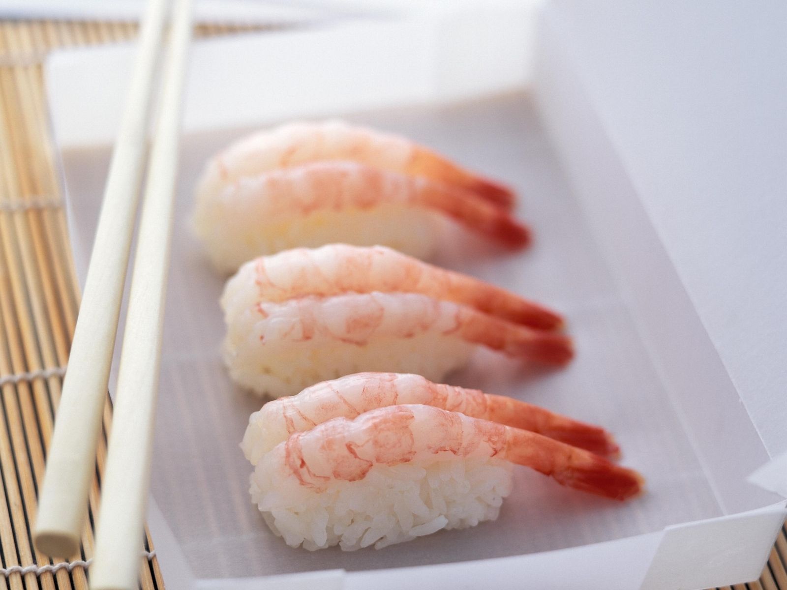 Nigiri Shrimp With Mozzarella Cheese