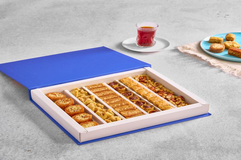 Sultan Oriental Desserts Box
